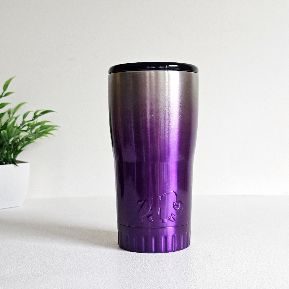 Silver Buffalo Double Walled Vacuum Insulated Stainless Steel Tumbler Ombre 20OZ